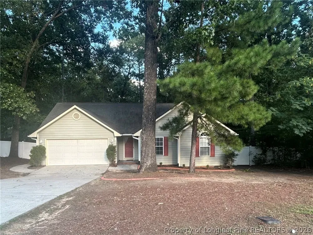 107 Jefferson Drive Raeford, NC 28376