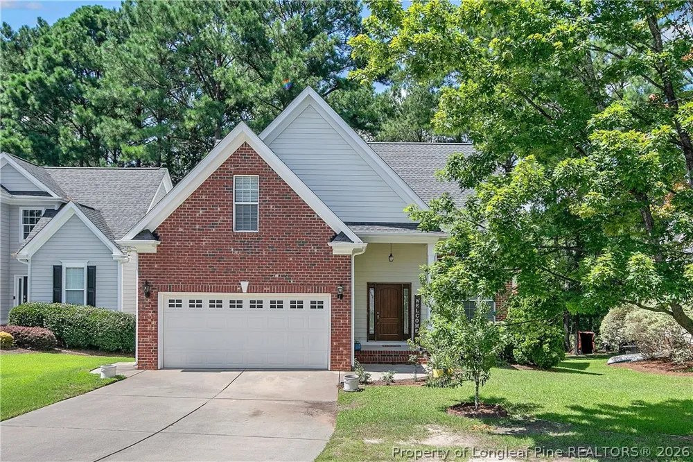 25 London Way Spring Lake, NC 28390