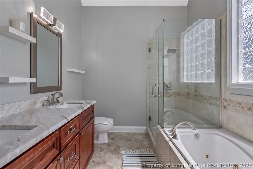 25 London Way Spring Lake, NC 28390
