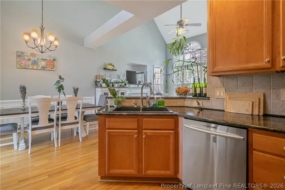 25 London Way Spring Lake, NC 28390