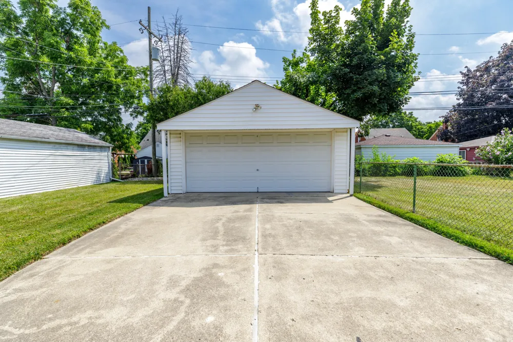 3413 Lincoln Street Dearborn, MI 48124