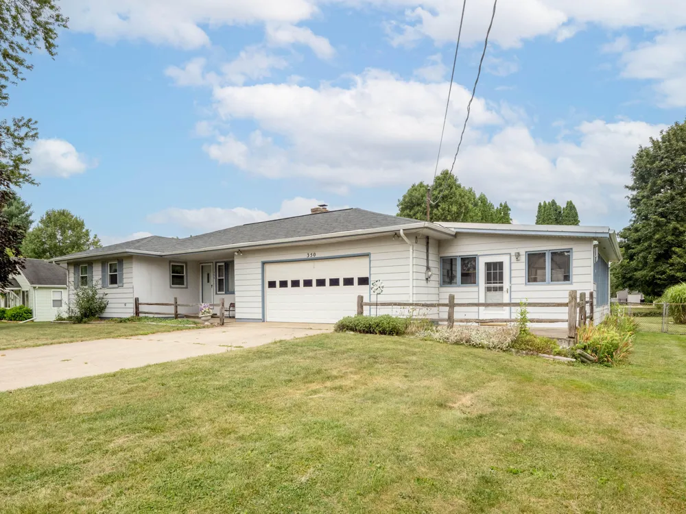 350 Frakes Street Vicksburg, MI 49097