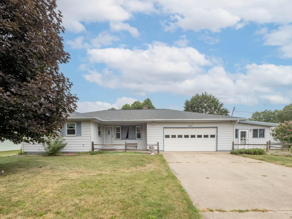 350 Frakes Street Vicksburg, MI 49097
