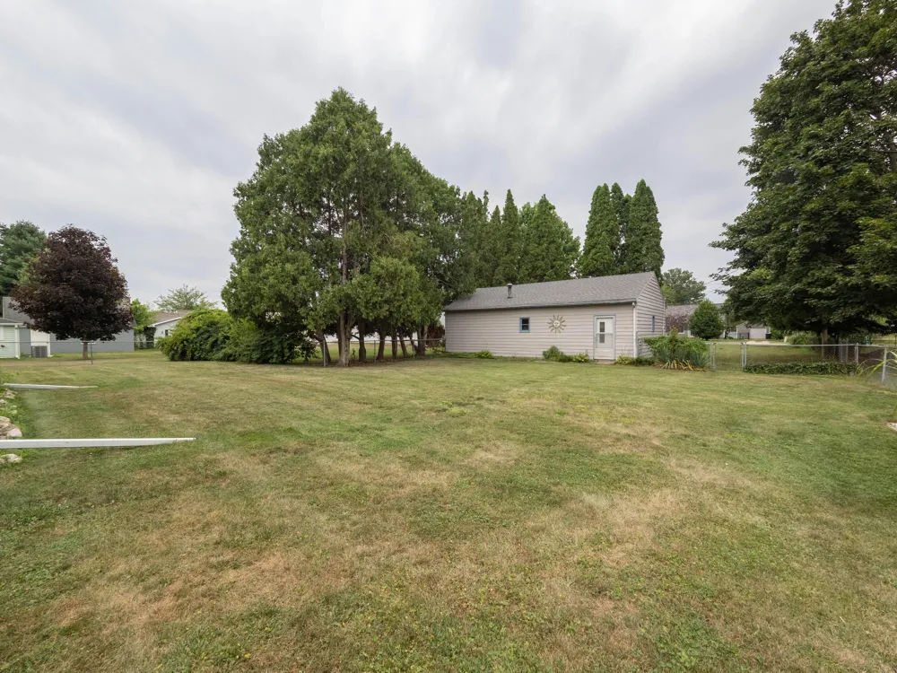 350 Frakes Street Vicksburg, MI 49097