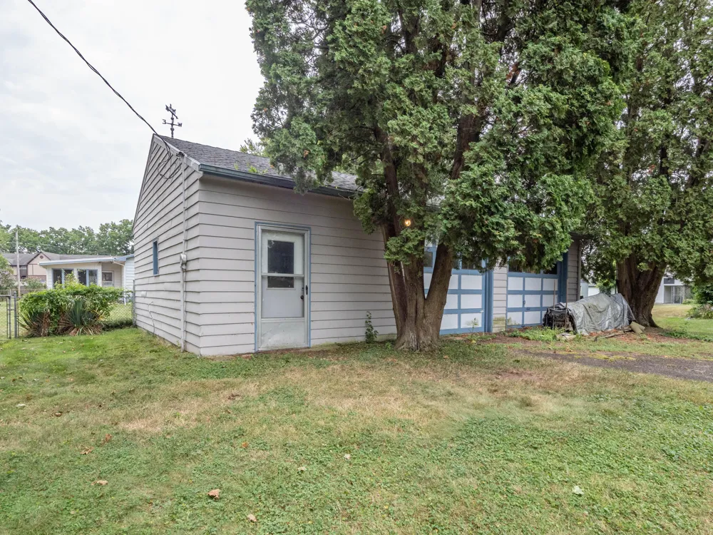 350 Frakes Street Vicksburg, MI 49097