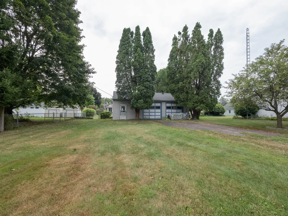 350 Frakes Street Vicksburg, MI 49097