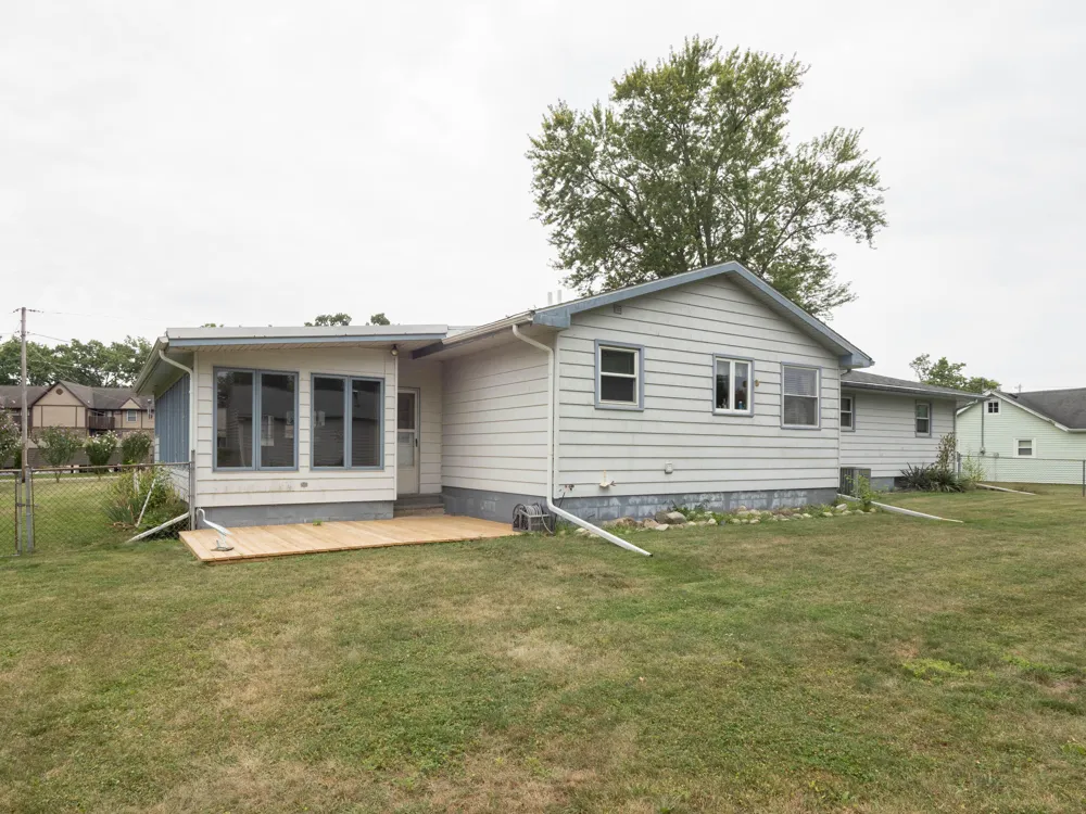 350 Frakes Street Vicksburg, MI 49097