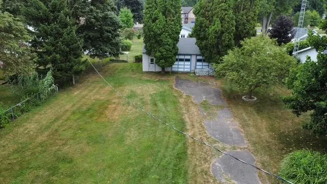 350 Frakes Street Vicksburg, MI 49097