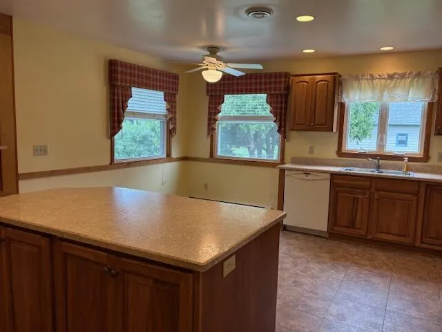 350 Frakes Street Vicksburg, MI 49097