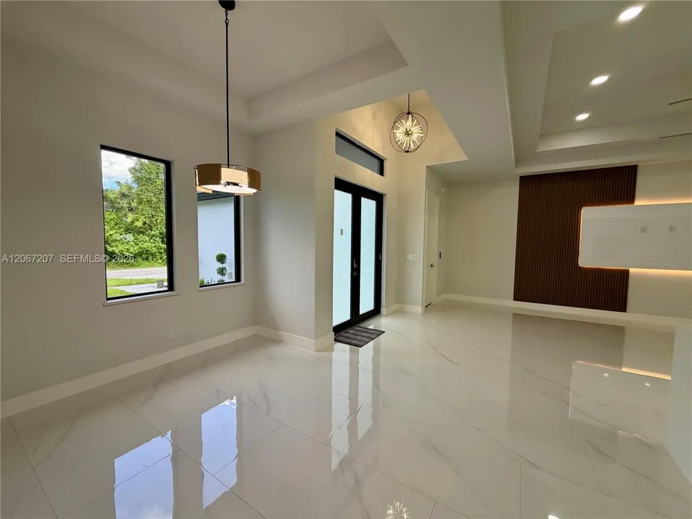 166 Wanatah Ave S Lehigh Acres, FL 33974