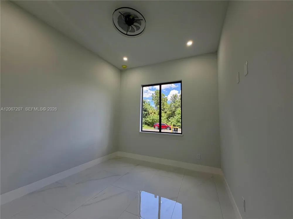 166 Wanatah Ave S Lehigh Acres, FL 33974