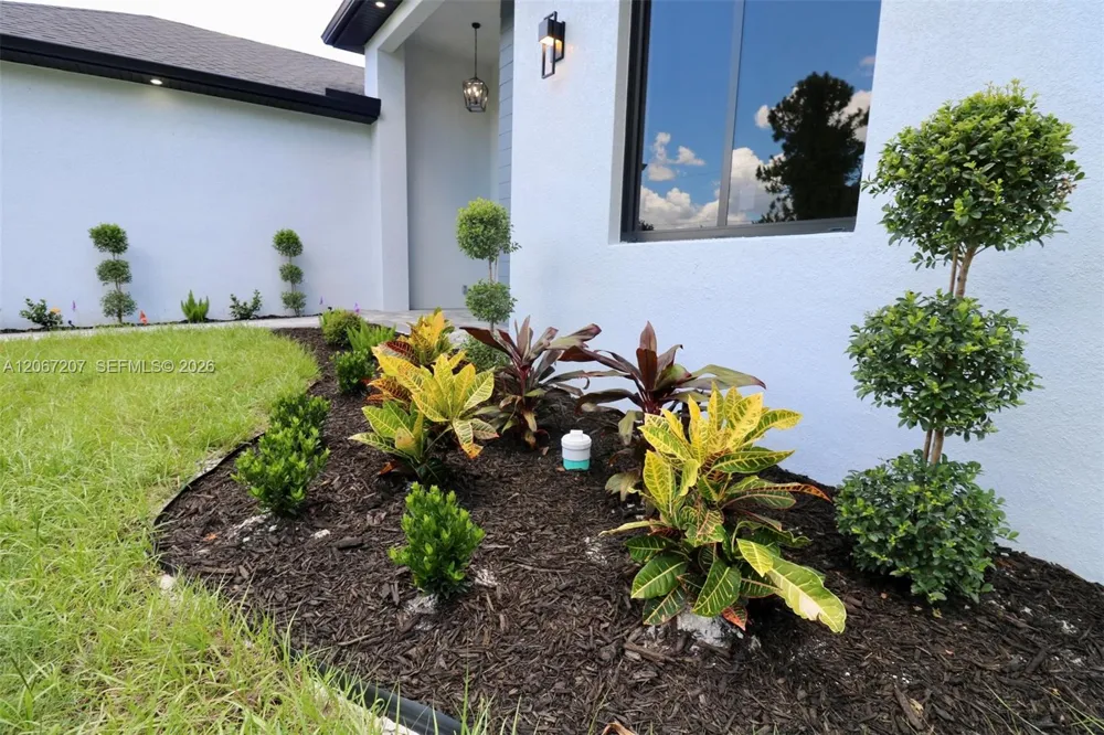 166 Wanatah Ave S Lehigh Acres, FL 33974