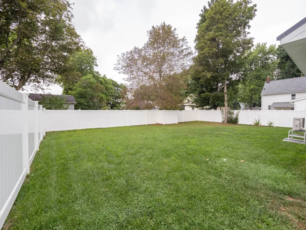 314 S Linden Street Marshall, MI 49068