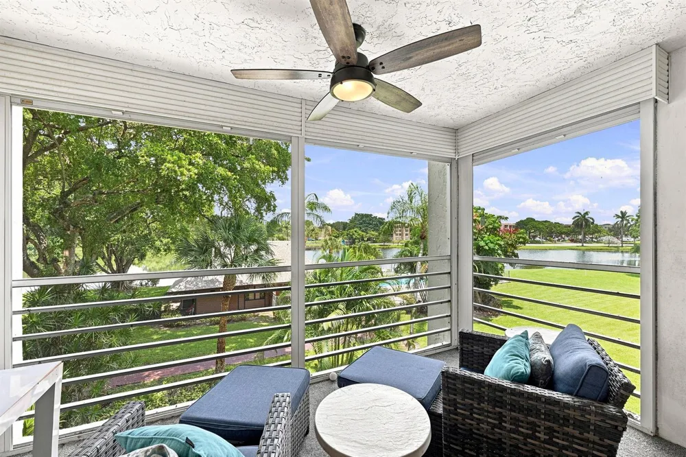 9440 POINCIANA PLACE #314 Davie, FL 33324
