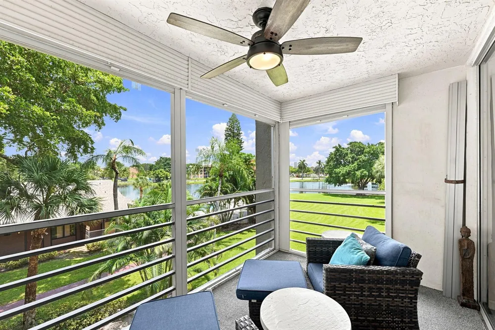 9440 POINCIANA PLACE #314 Davie, FL 33324
