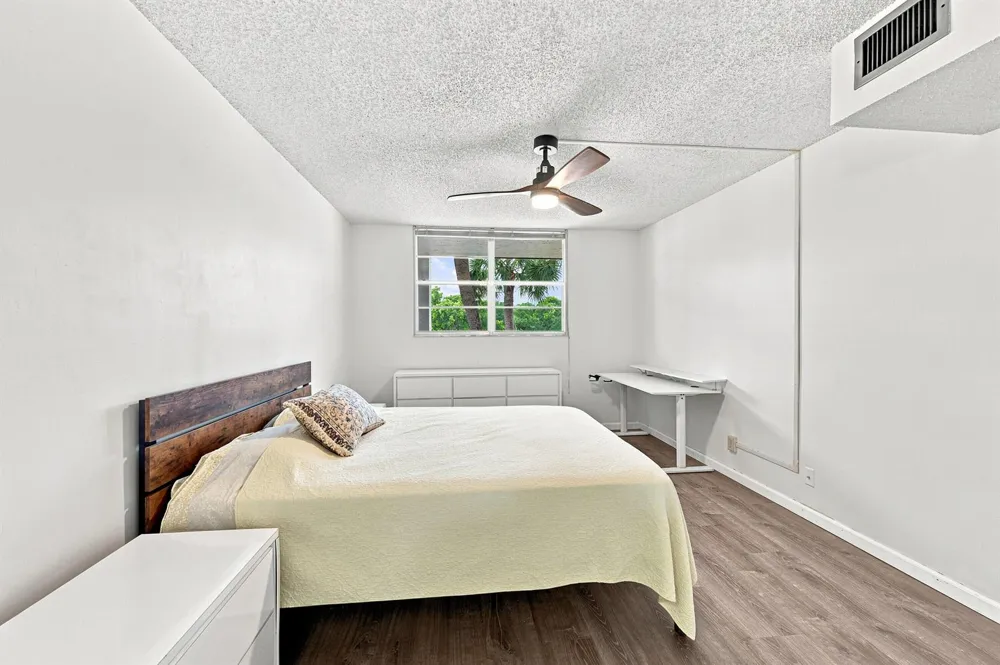 9440 POINCIANA PLACE #314 Davie, FL 33324