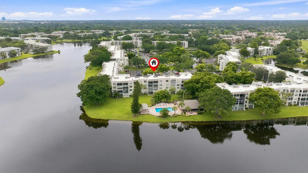 9440 POINCIANA PLACE #314 Davie, FL 33324
