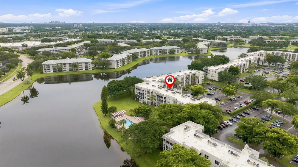 9440 POINCIANA PLACE #314 Davie, FL 33324