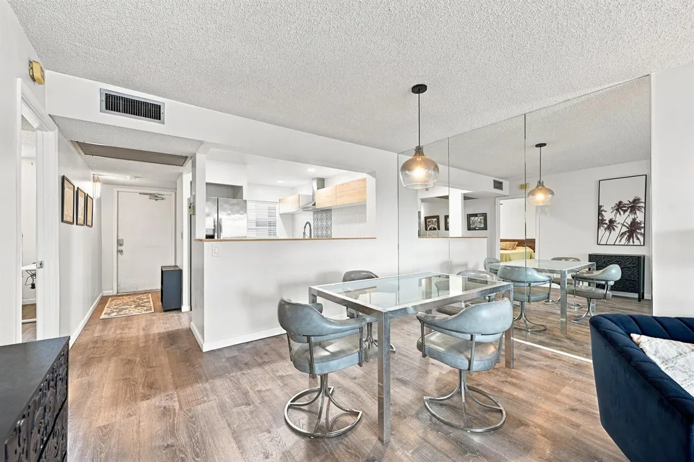 9440 POINCIANA PLACE #314 Davie, FL 33324