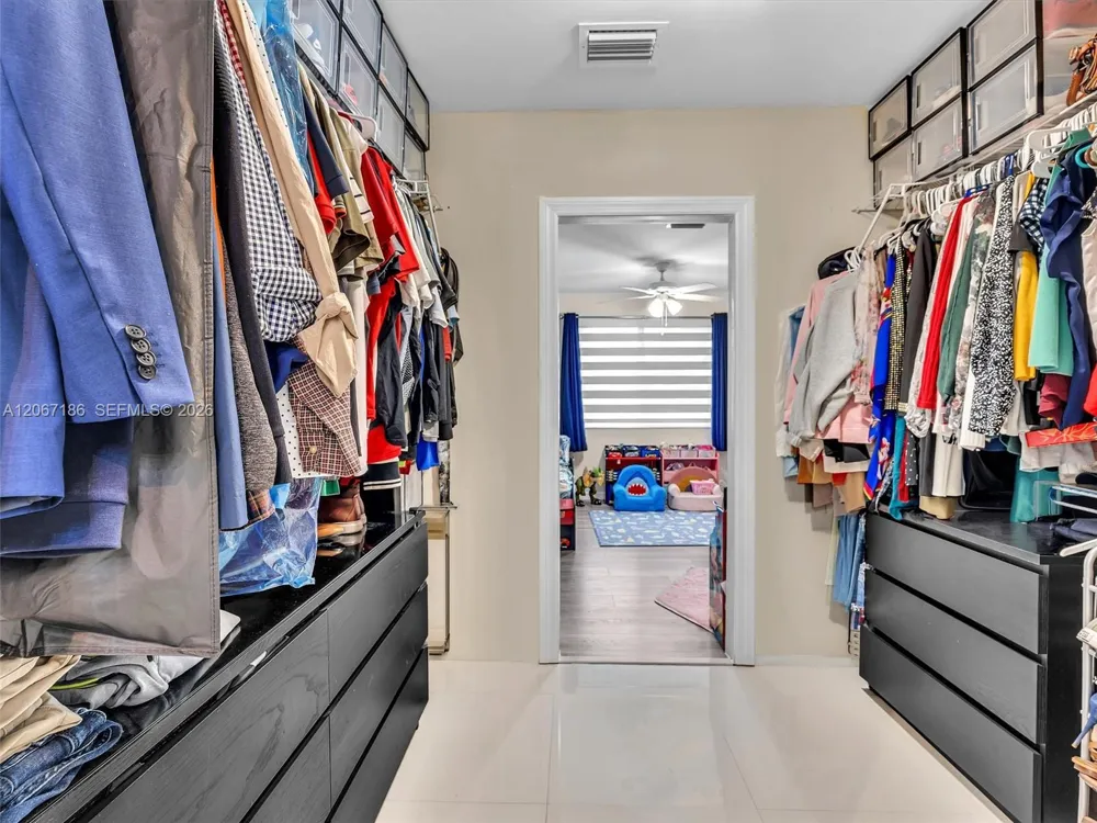 11911 SW 168th Ter Miami, FL 33177