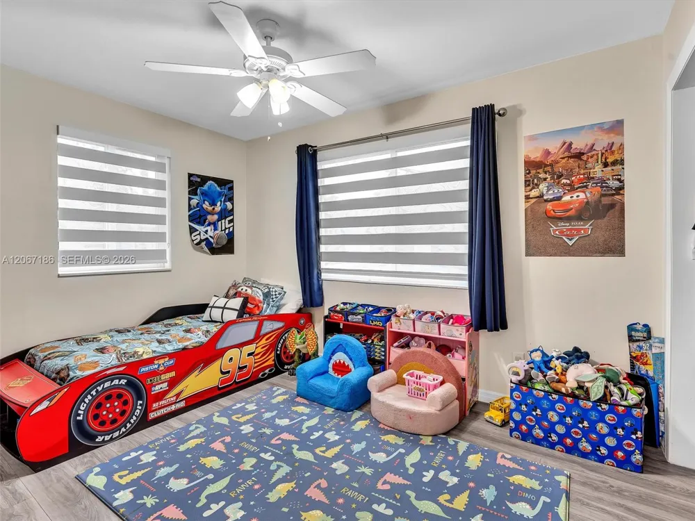 11911 SW 168th Ter Miami, FL 33177