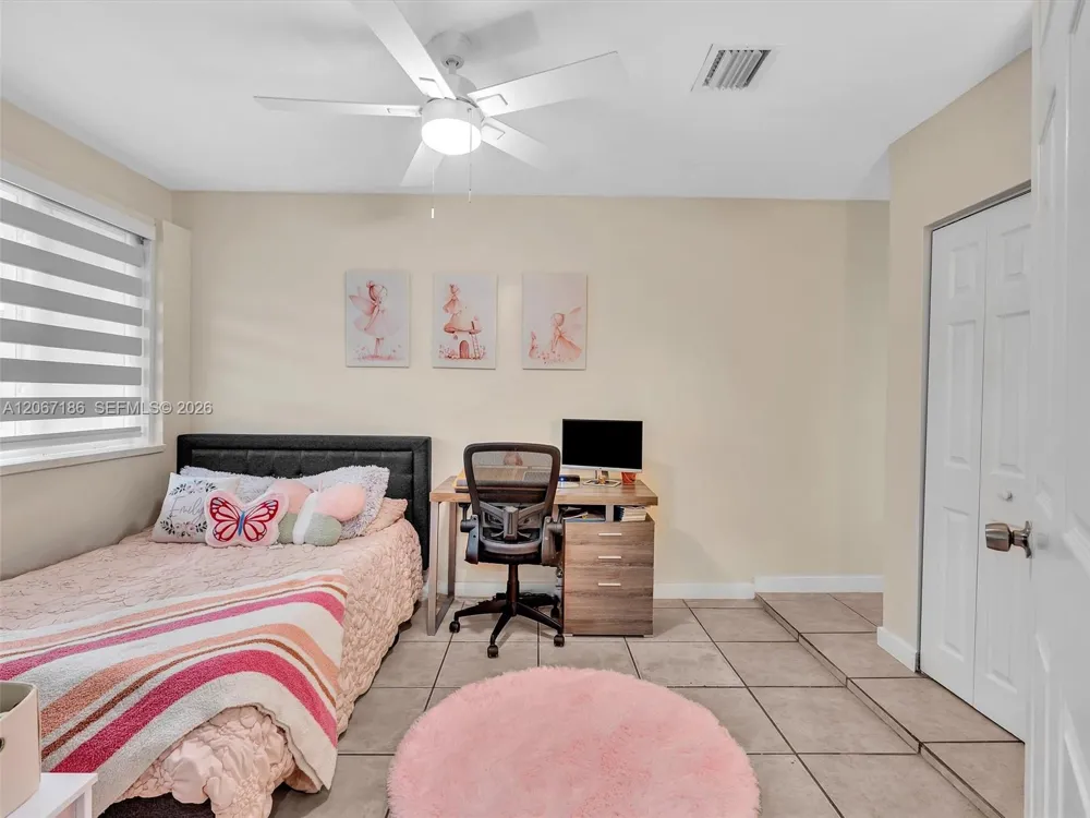 11911 SW 168th Ter Miami, FL 33177