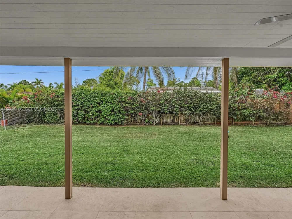11911 SW 168th Ter Miami, FL 33177