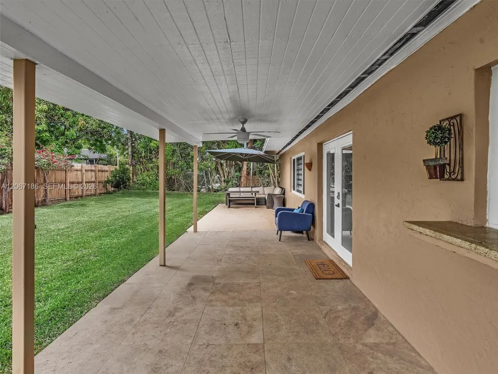 11911 SW 168th Ter Miami, FL 33177
