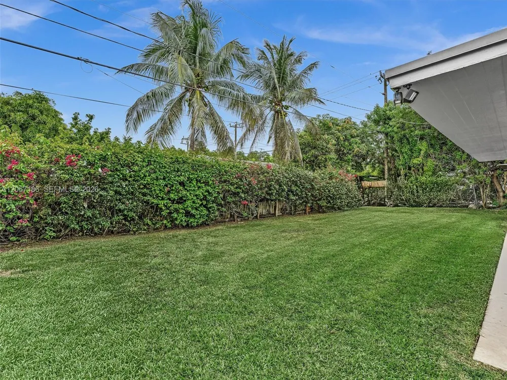 11911 SW 168th Ter Miami, FL 33177