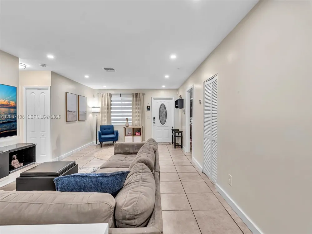 11911 SW 168th Ter Miami, FL 33177