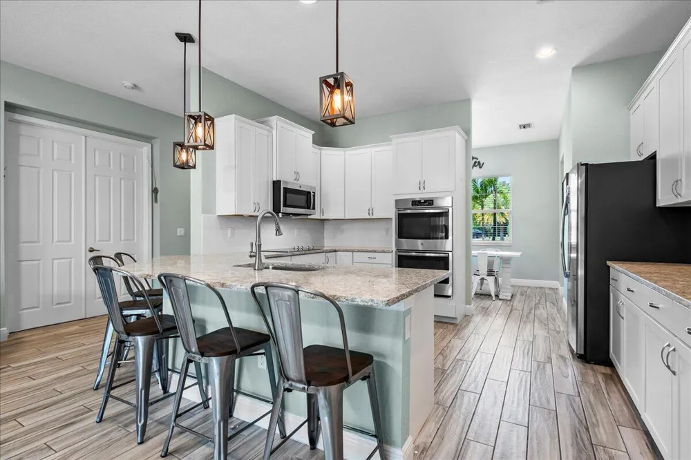 10352 SW FIDDLERS WAY Palm City, FL 34990