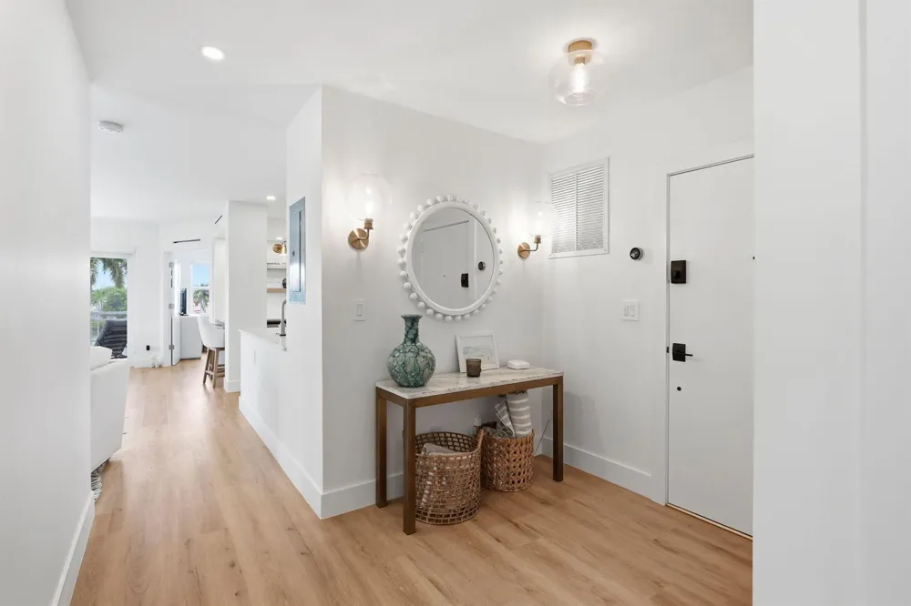 1000 Lowry Street #4F Delray Beach, FL 33483