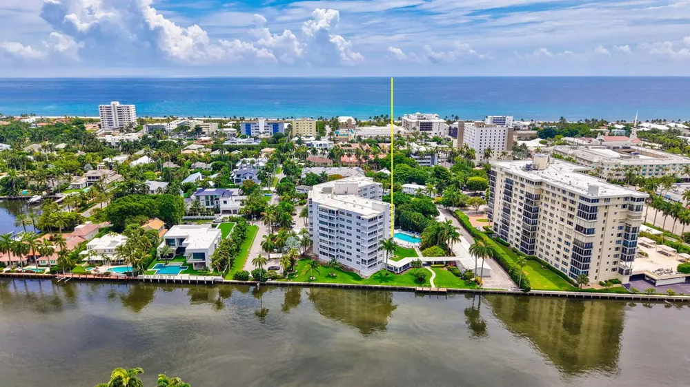 1000 Lowry Street #4F Delray Beach, FL 33483
