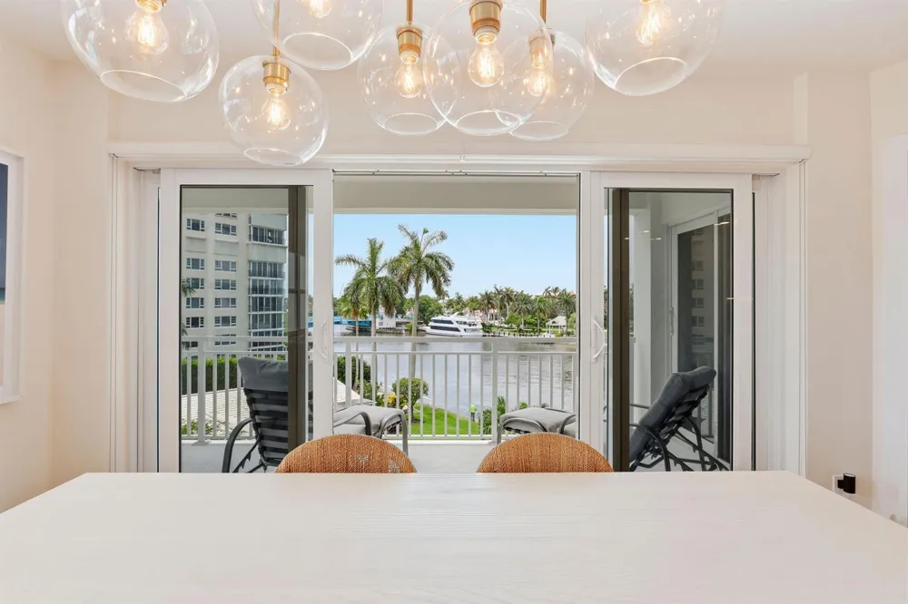 1000 Lowry Street #4F Delray Beach, FL 33483