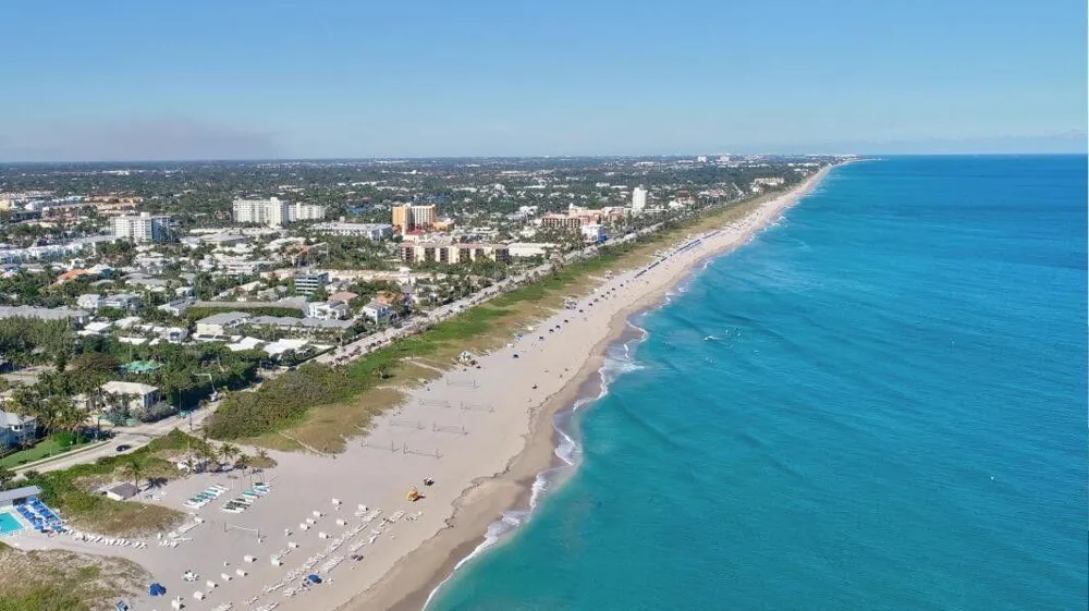 1000 Lowry Street #4F Delray Beach, FL 33483