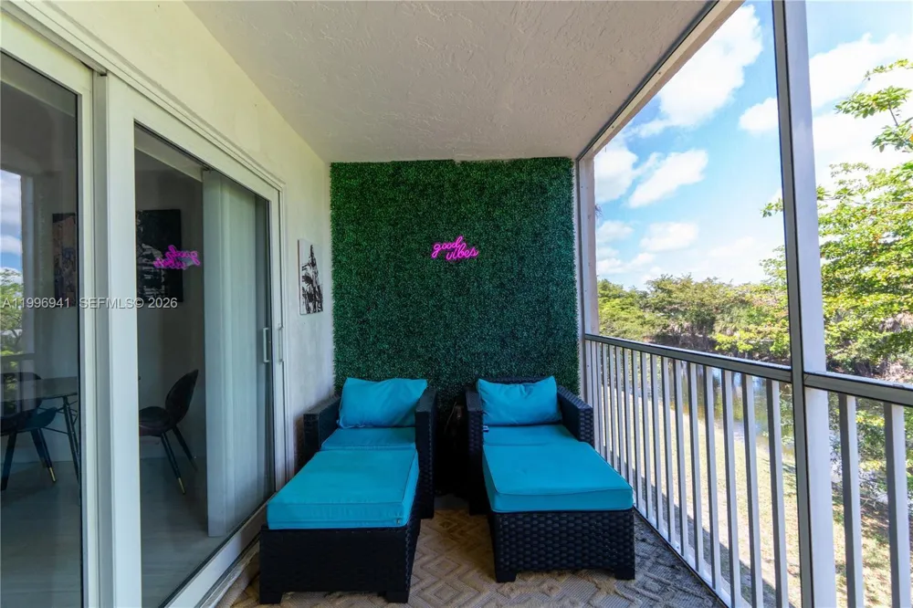 3900 NW 76th Avenue #212 Sunrise, FL 33351
