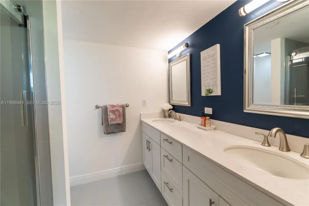 3900 NW 76th Avenue #212 Sunrise, FL 33351