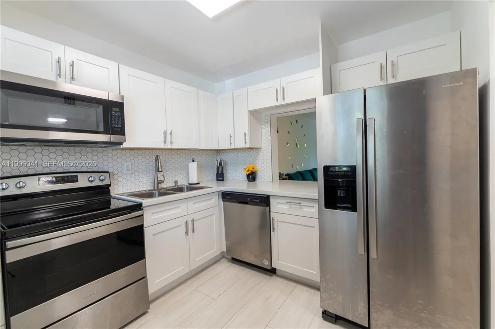 3900 NW 76th Avenue #212 Sunrise, FL 33351