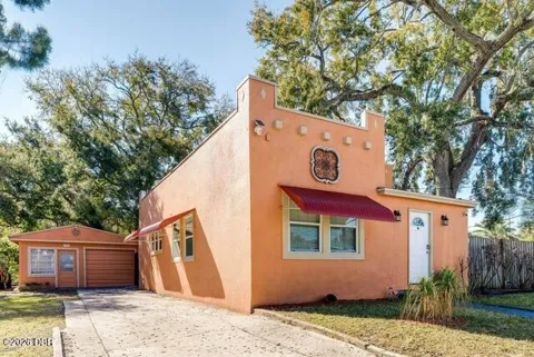 221 Blanche Place