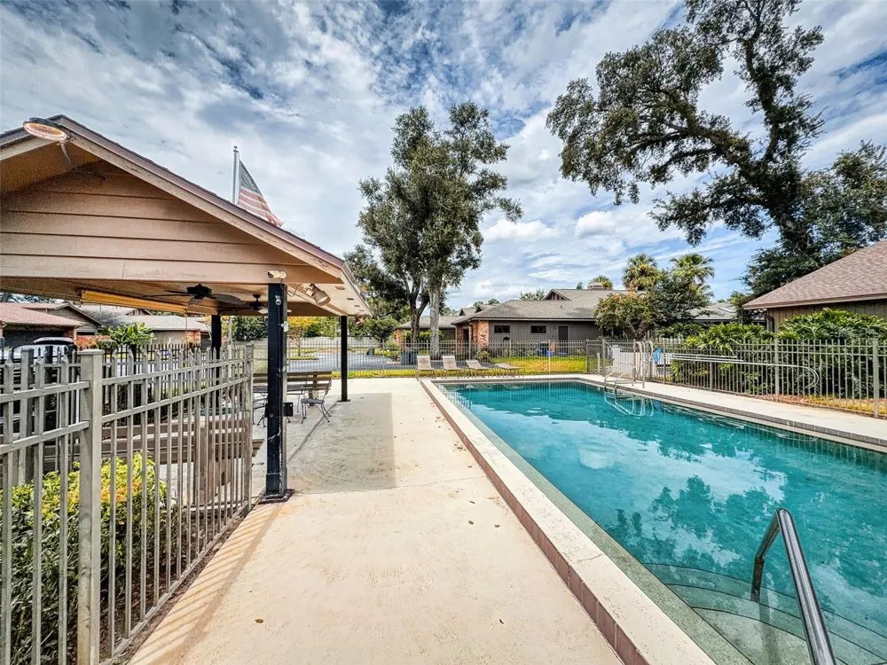 102 COUNTRY PLACE Sanford, FL 32771