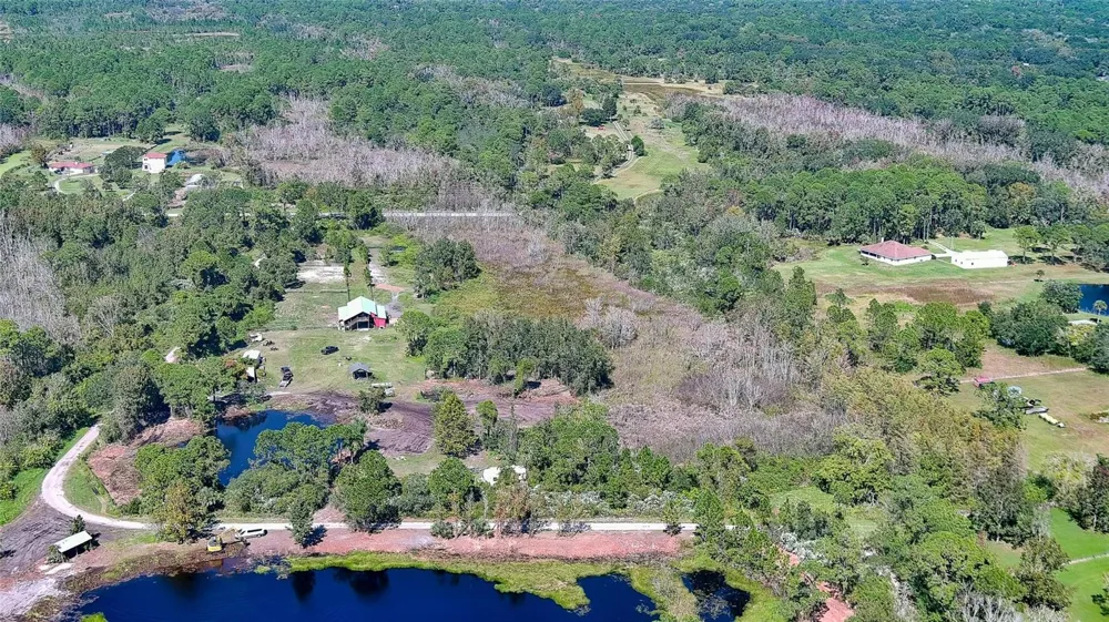 806 W ARIEL ROAD Edgewater, FL 32141