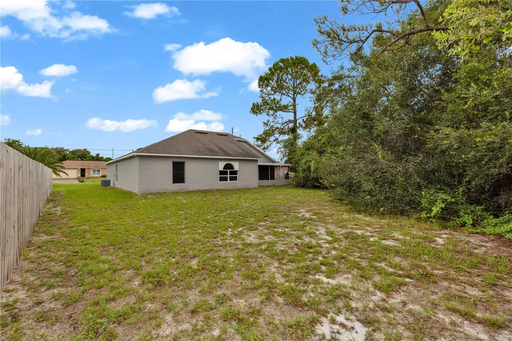 2190 GLENLOCK DRIVE Deltona, FL 32725