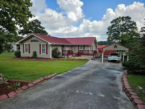35 Agnes Street