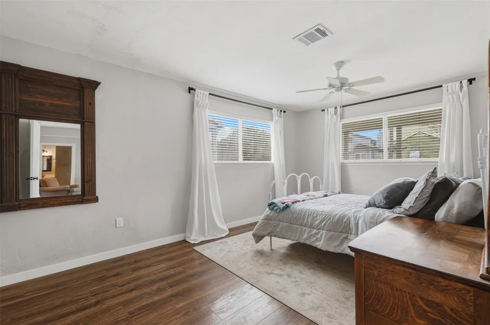 221 Oak Road Clear Lake Shores, TX 77565