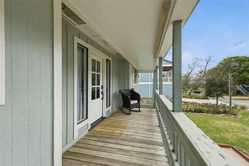 221 Oak Road Clear Lake Shores, TX 77565