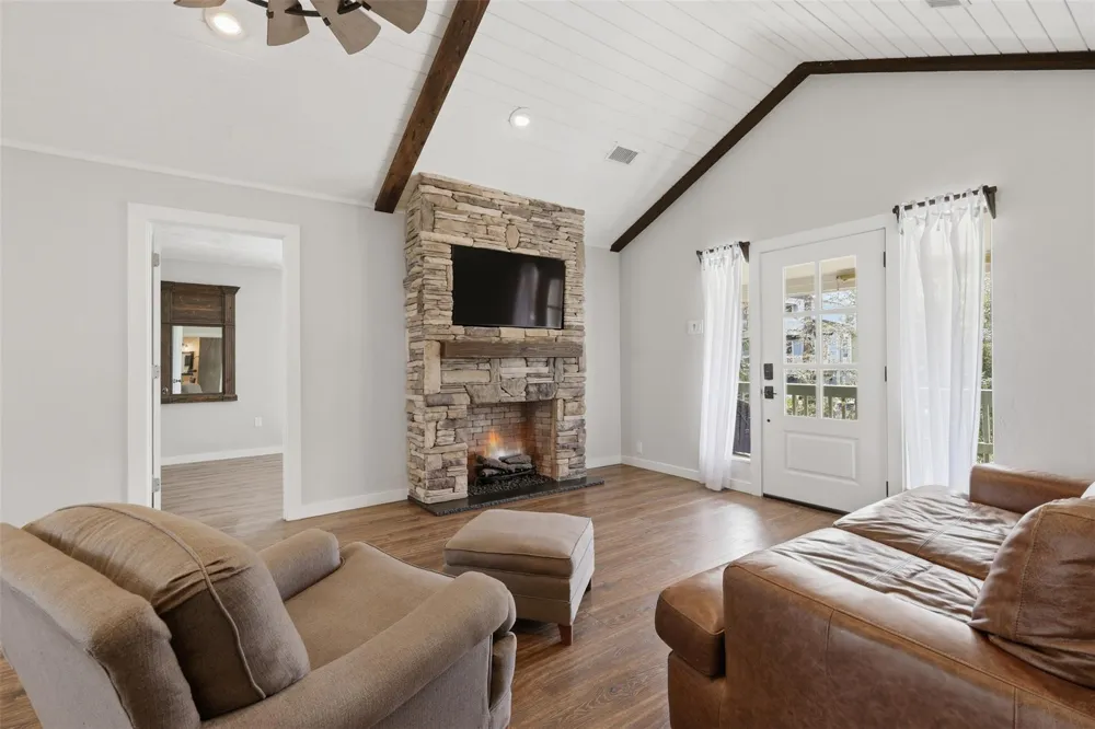 221 Oak Road Clear Lake Shores, TX 77565