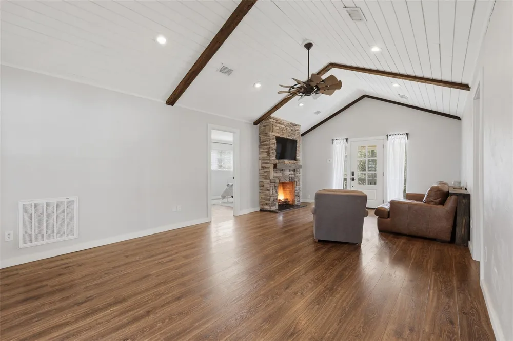 221 Oak Road Clear Lake Shores, TX 77565