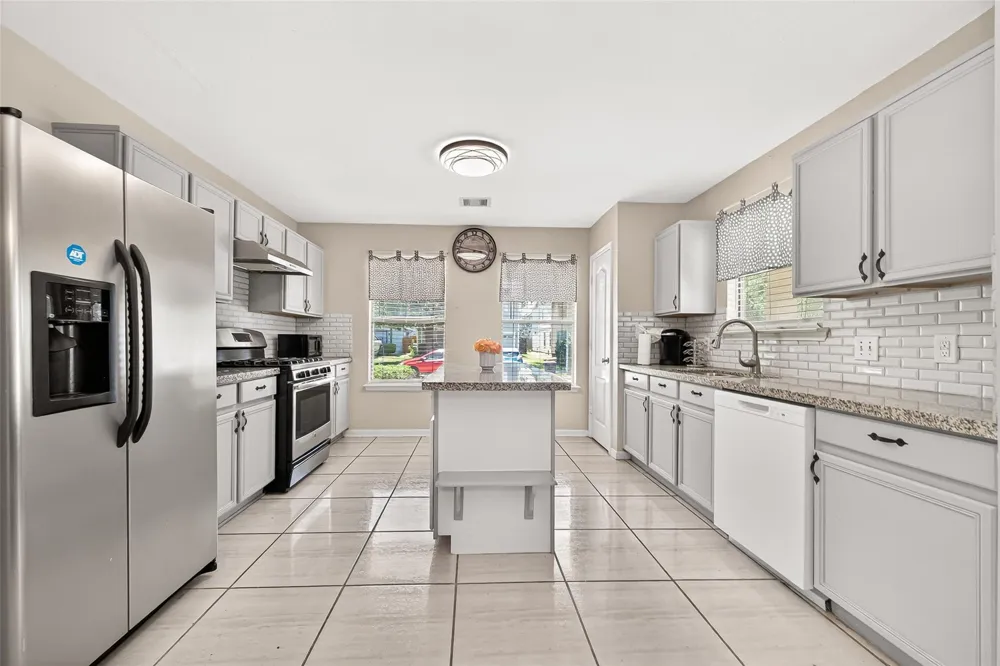 18902 Remington Park Drive Houston, TX 77073