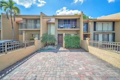 740 E Coco Plum Circle #3