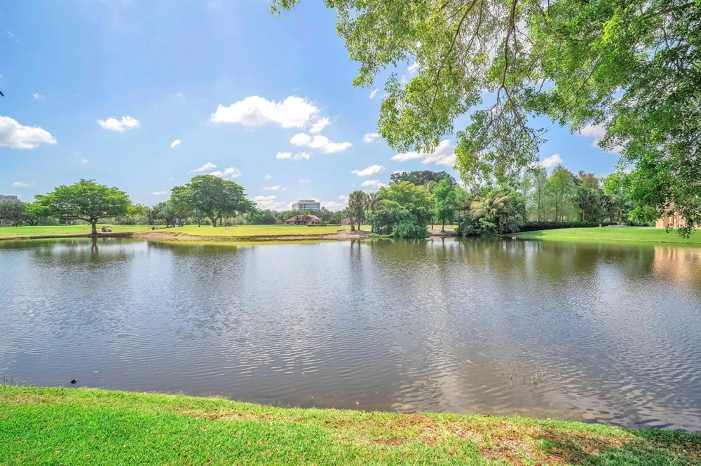 740 E Coco Plum Circle #3 Plantation, FL 33324
